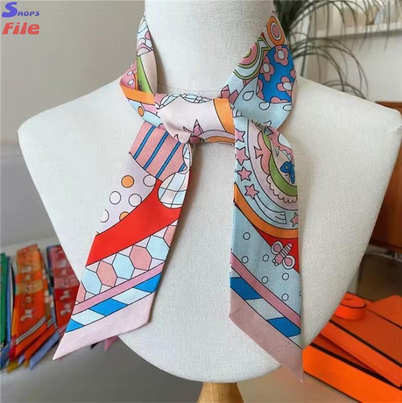 Women's silk scarf - Hair, neck or bag accessory - Elegant floral patterns