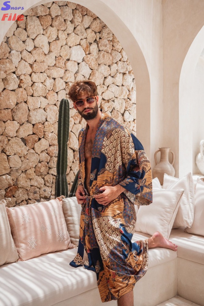 Vestiti da uomo Men's Bali Silk Kimono Robe...